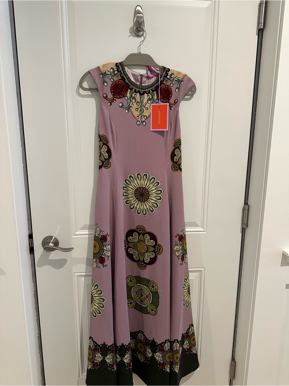 LA DoubleJ Dusty Pink Park Ave NWT Floral Medallion Maxi Dress. Made in Italy. - Picture 3 of 3